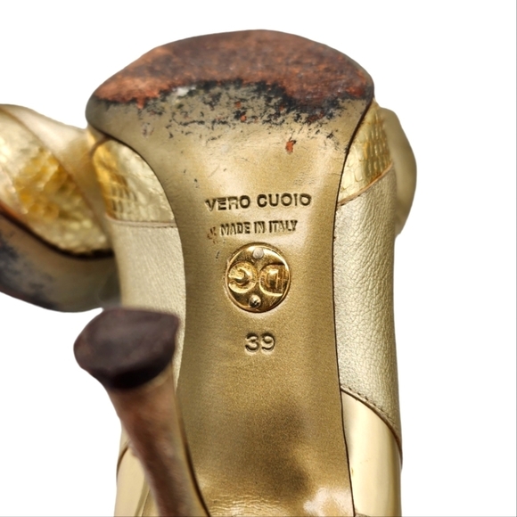 Dolce & Gabbana Size 9/39 Gold Peep Toe 4" inch Heels - Picture 7 of 7